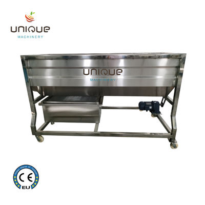 Усовершенствованная машина для обработки финиковой пальмы с автоматической чисткой и стиркой щеткой